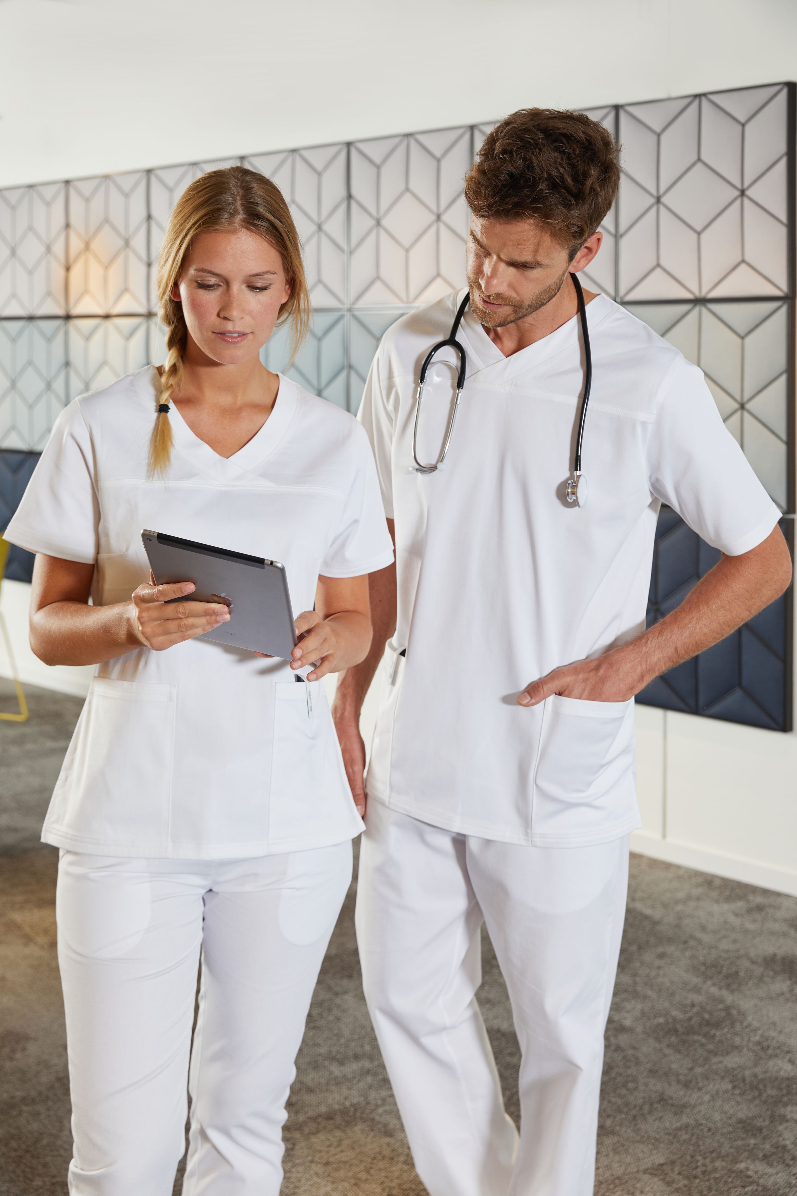 Elastischer Damen Kasack V-Ausschnitt 60° waschbar