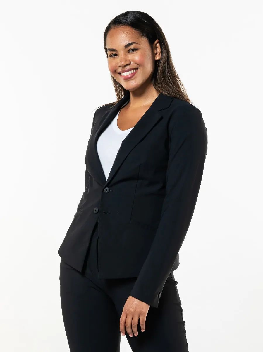 CDE Comfortblazer ROSEMARY  BLACK für den modernen Service aus der FEEL GOOD Collection