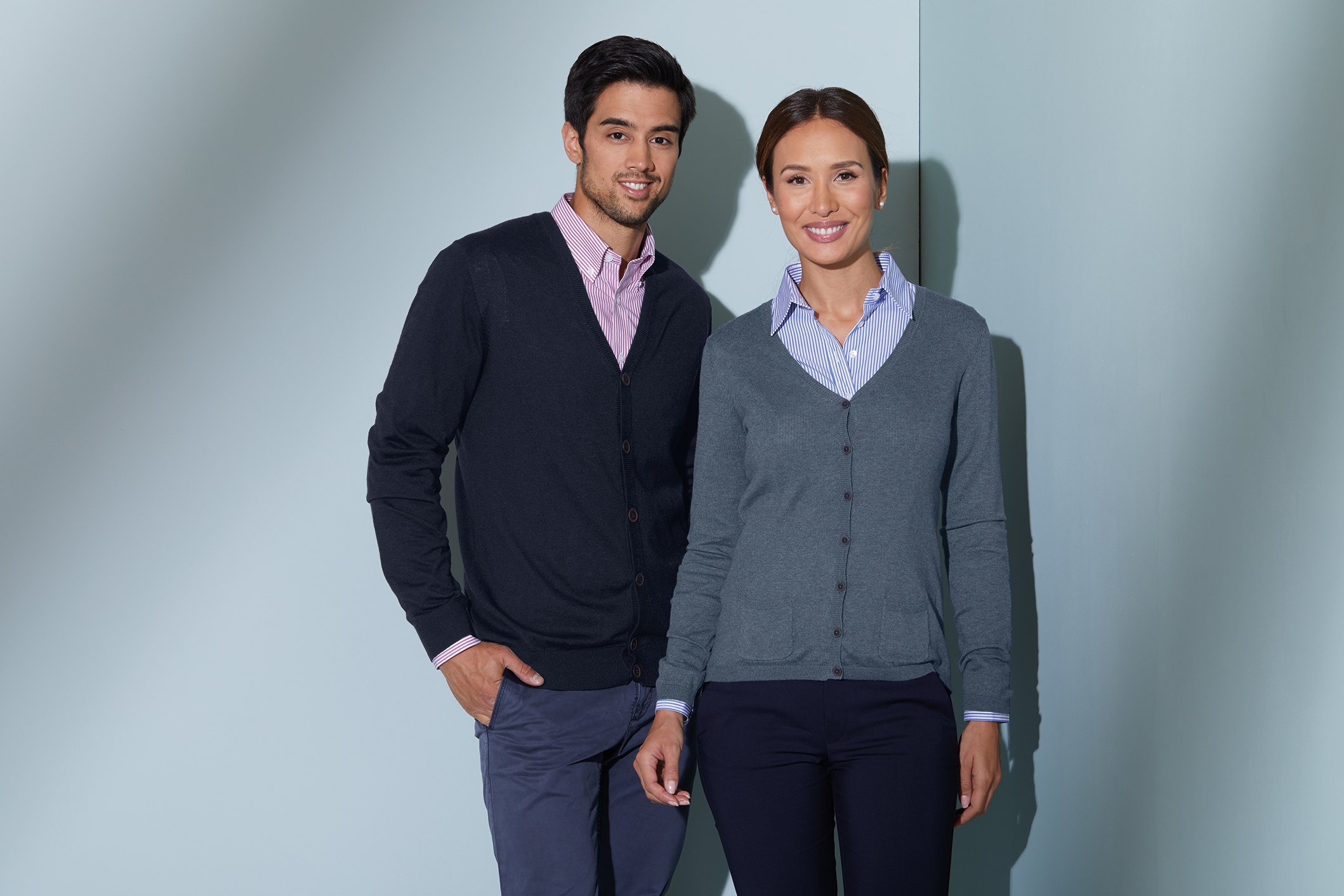 Damen V-Neck Cardigan mit Seide/Kaschmir