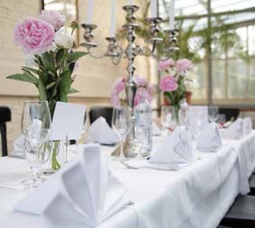 Mitteldecke / Vollzwirn Damast 80x80 cm